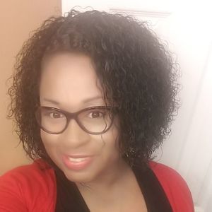 Meet your Posher, Tonya